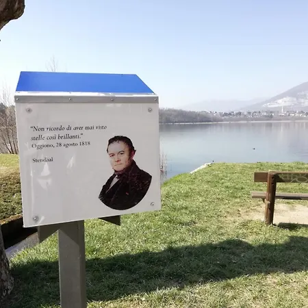 La Poesia Del