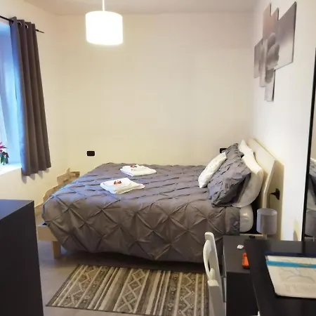 La Poesia Del Oda ve Kahvaltı