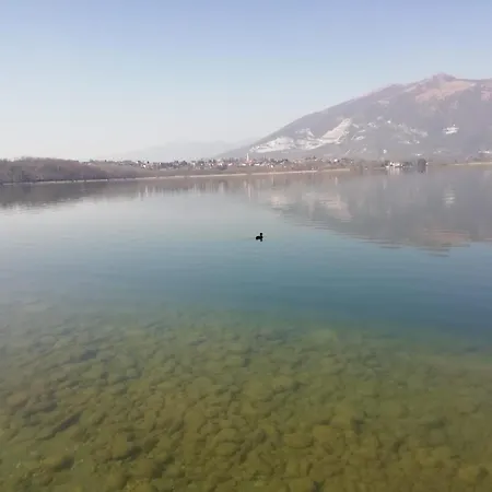 Oda ve Kahvaltı La Poesia Del *